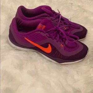 Women Nike sneakers, size 7